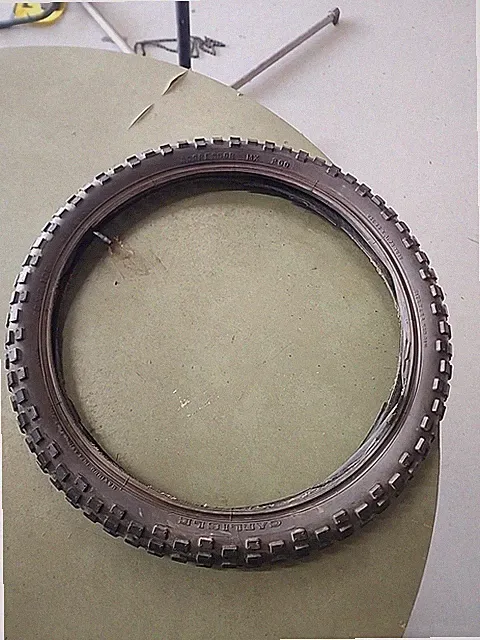 1970s CARLISLE AGGRESSOR MX 200 TIRE 20 x 2.125" MONGOOSE SE DG BMX SCHWINN