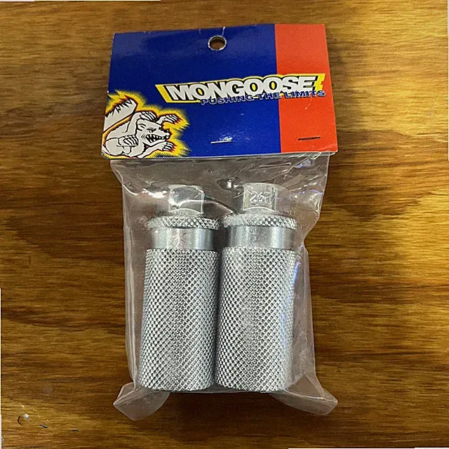 MONGOOSE BMX STEEL BICYCLE FOOT PEGS FITS MID SCHOOL & OTHERS VINTAGE NOS