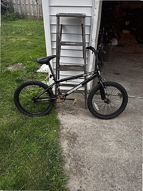 Mongoose Brawler 20 inch BMX Bike - Black