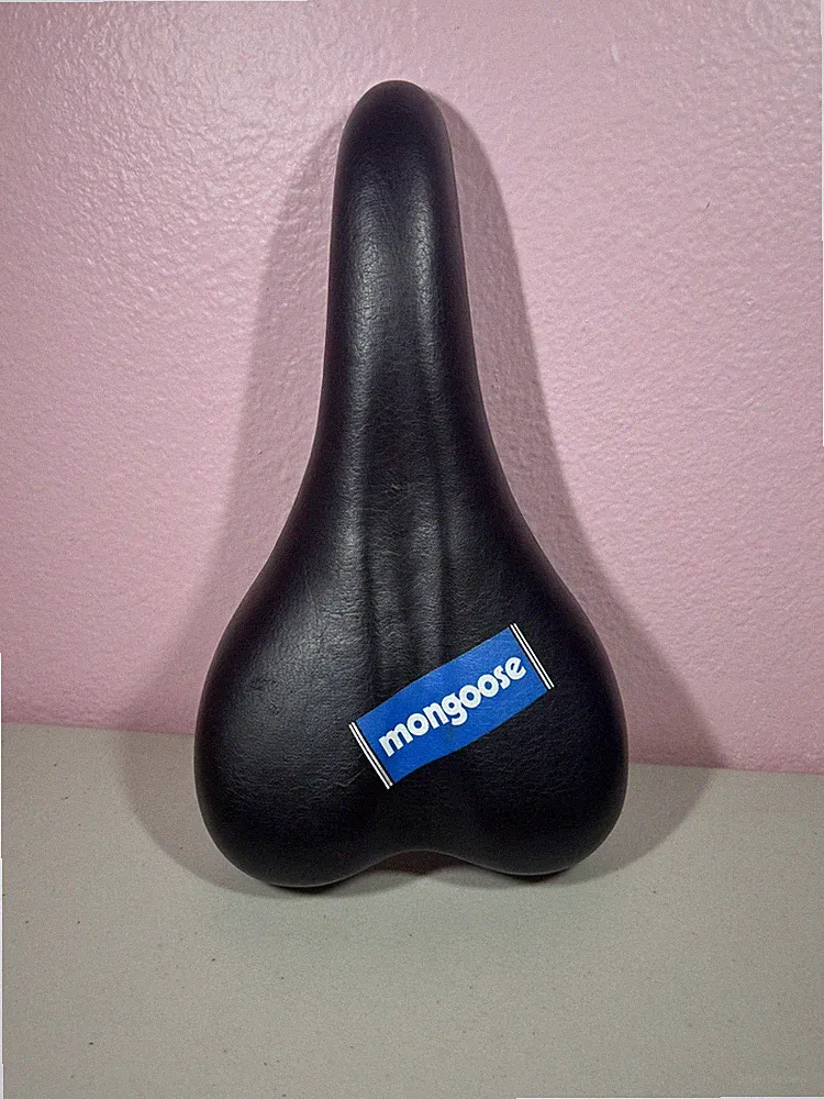 Mongoose Cionlli Bicycle Padded Cycling Saddle Seat Black.(Used) Good Condition