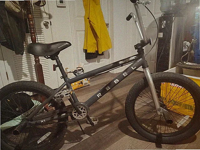 Mongoose Rebel 20 in BMX Bike Gray/Black BMX Bar 1-Speed w/ Reflectors