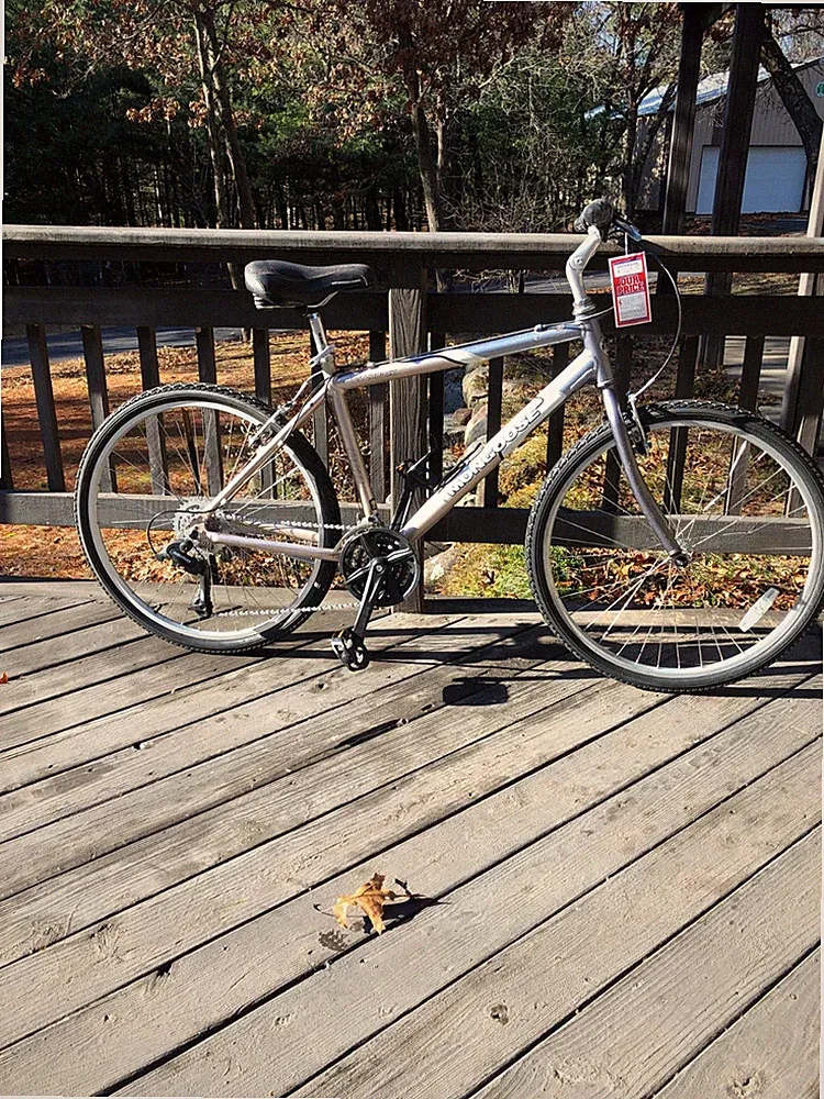 MONGOOSE SWITCHBACK 26"/18" Silver Mountain Bike