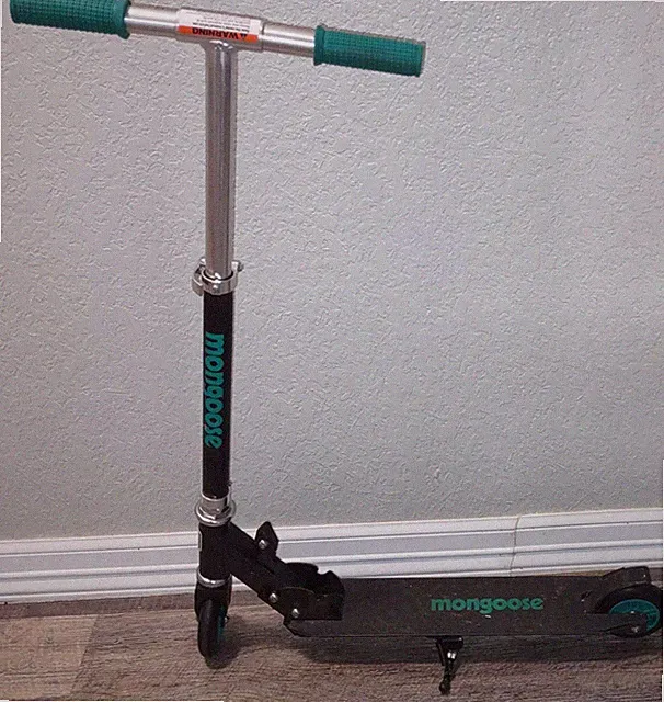 PACIFIC CYCLE 6163 MONGOOSE FREESTYLE SCOOTER
