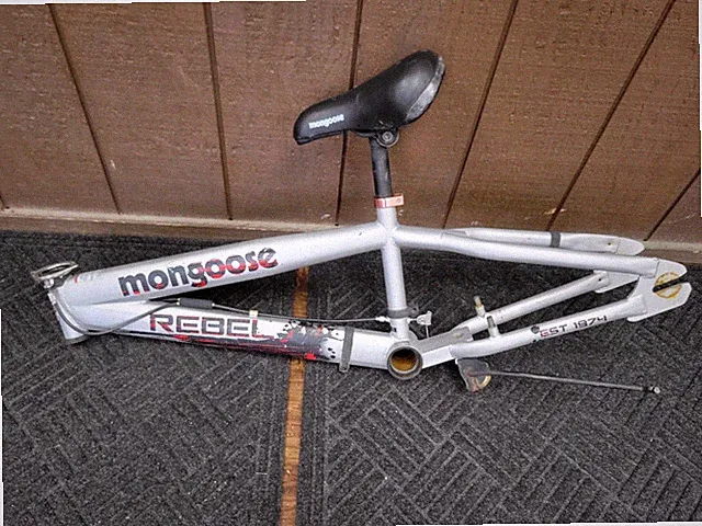 Vintage Mongoose BMX 20" Rebel Frame Bike Bicycle Silver With Seat And Post