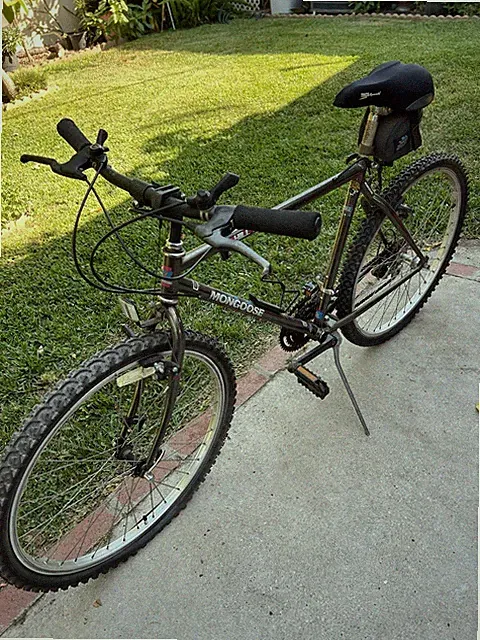 Vintage Mongoose Hilltopper Mountain Bike Gun Metal Chrome